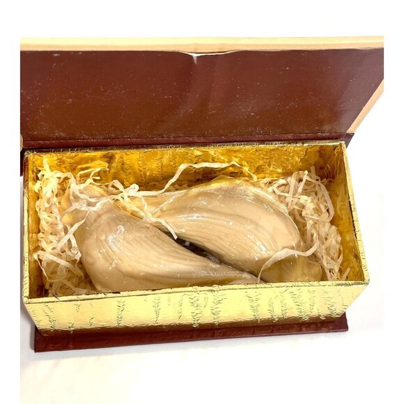 Victorian Trading Co. Sculpted  Scented Guest Soap Dove Set‎ In Decorative Box - Picture 2 of 12
